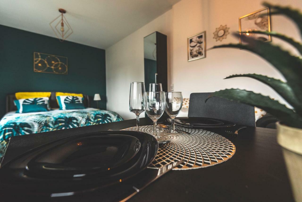 Chic B&B + Balcony - Hyper Center Reims Zewnętrze zdjęcie