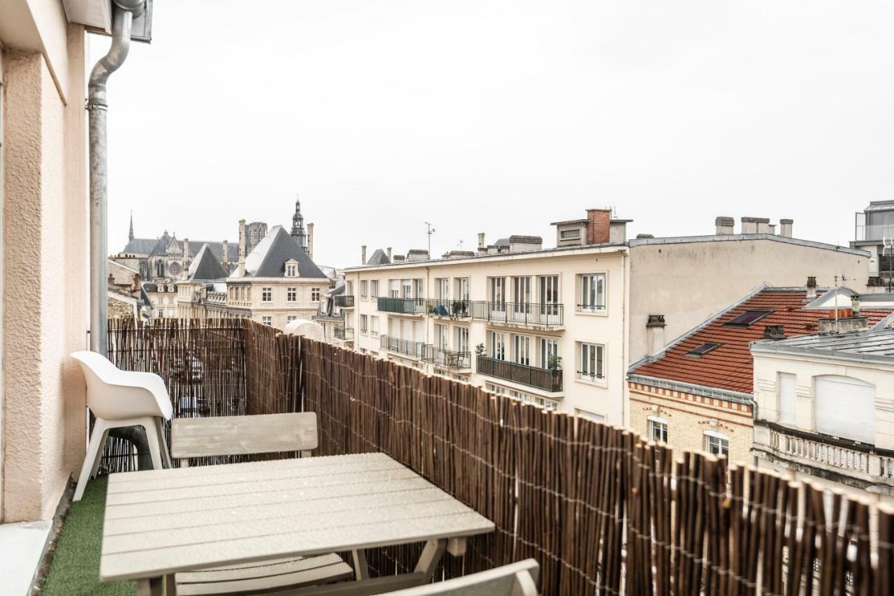 Chic B&B + Balcony - Hyper Center Reims Zewnętrze zdjęcie